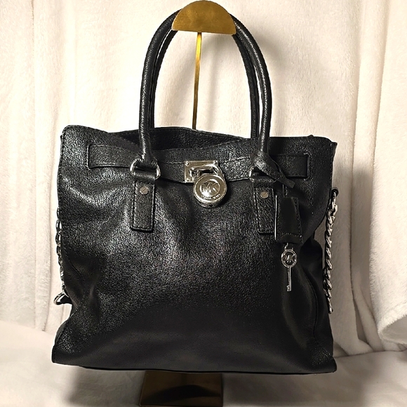 Michael Kors Hamilton Slouch Satchel With Lock and Key - Picture 1 of 16